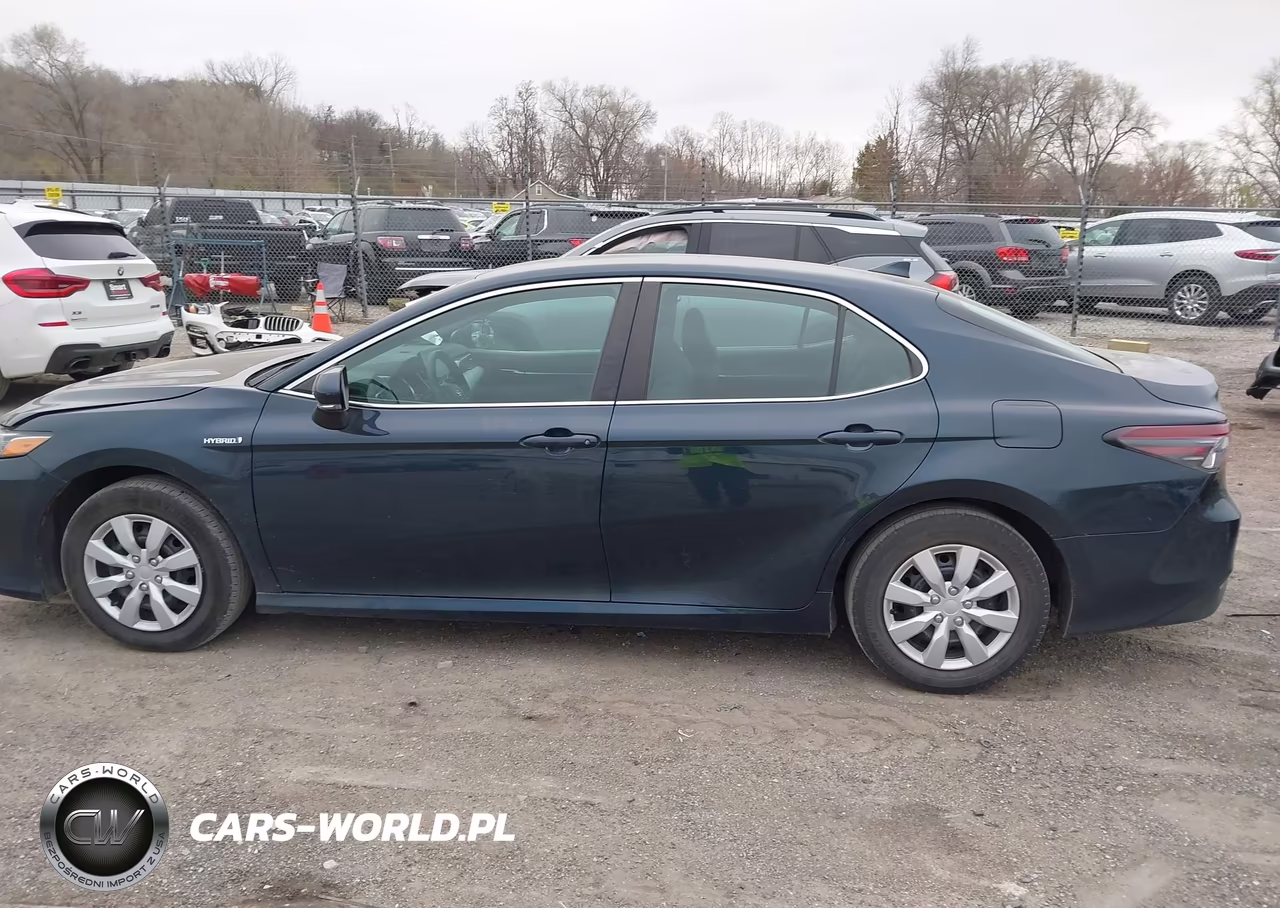 2021 Toyota Camry Le Hybrid VIN:4T1C31AK7MU550722 - 14