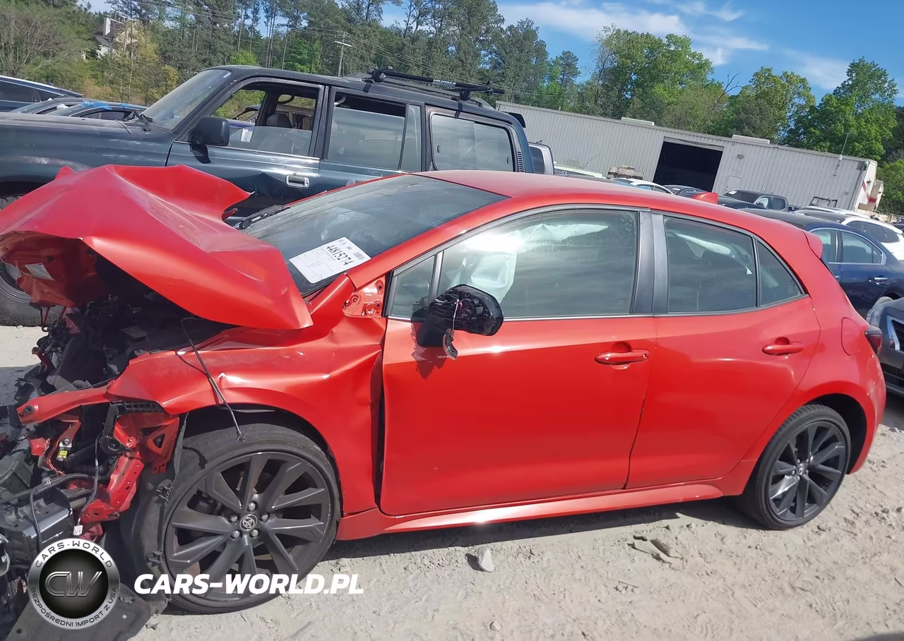 2024 Toyota Corolla Xse VIN:JTNC4MBE4R3223831 - 14