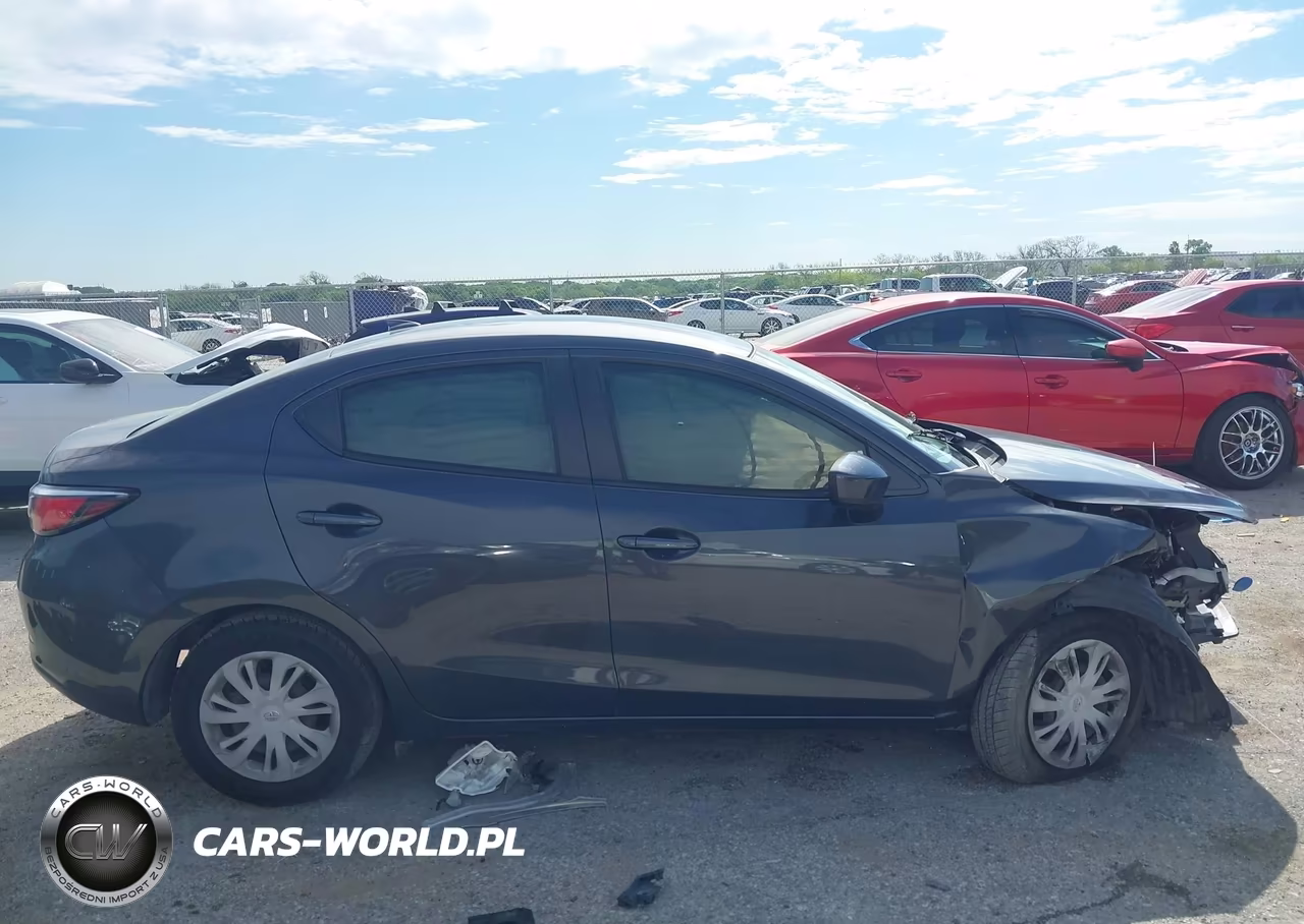 2019 Toyota Yaris L VIN:3MYDLBYV2KY524023 - 12