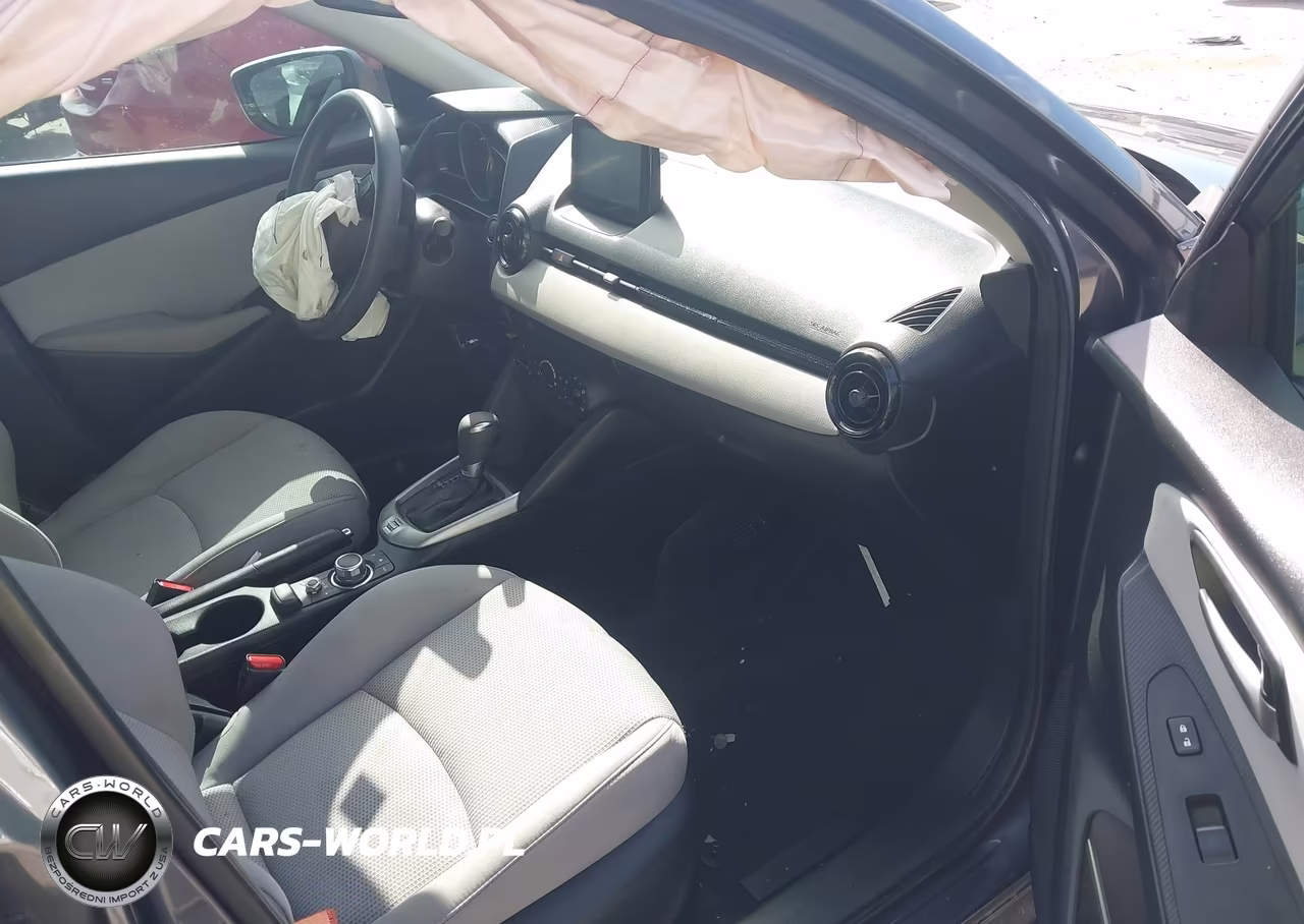 2019 Toyota Yaris L VIN:3MYDLBYV2KY524023 - 5