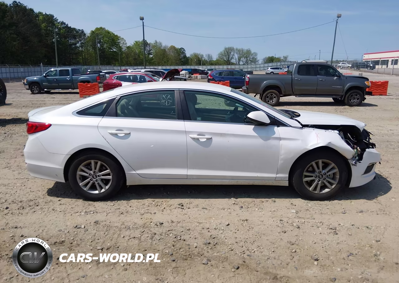 2015 Hyundai Sonata Se VIN:5NPE24AF1FH198724 - 13