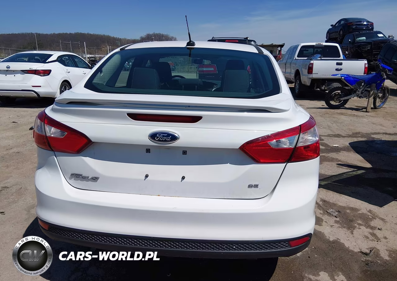 2012 Ford Focus Se VIN:1FAHP3F21CL318016 - 16