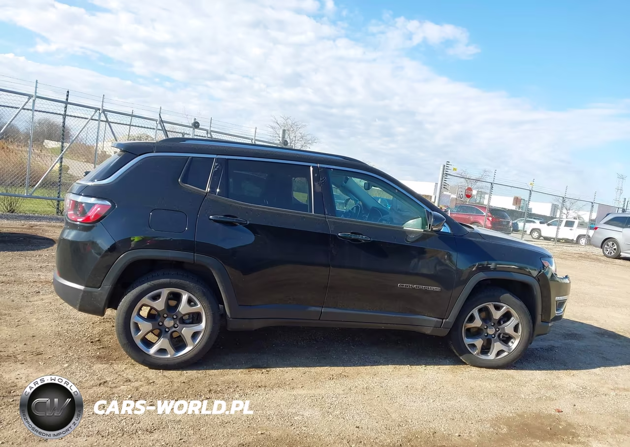 2018 Jeep Compass Limited 4X4 VIN:3C4NJDCB6JT372907 - 13