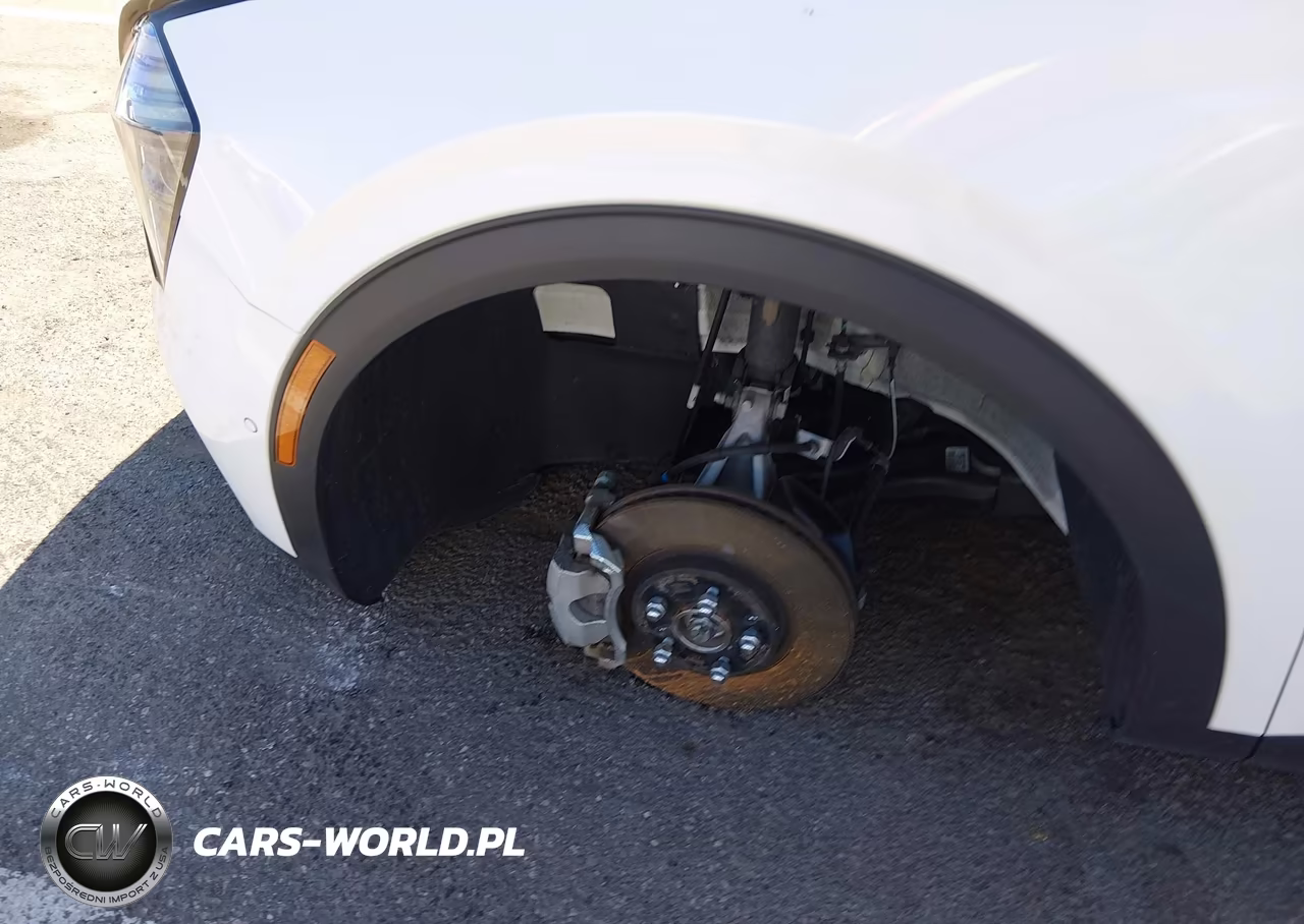 2025 Kia Sportage Plug-In Hybrid X-Line Prestige VIN:KNDPZDDH8S7201117 - 6