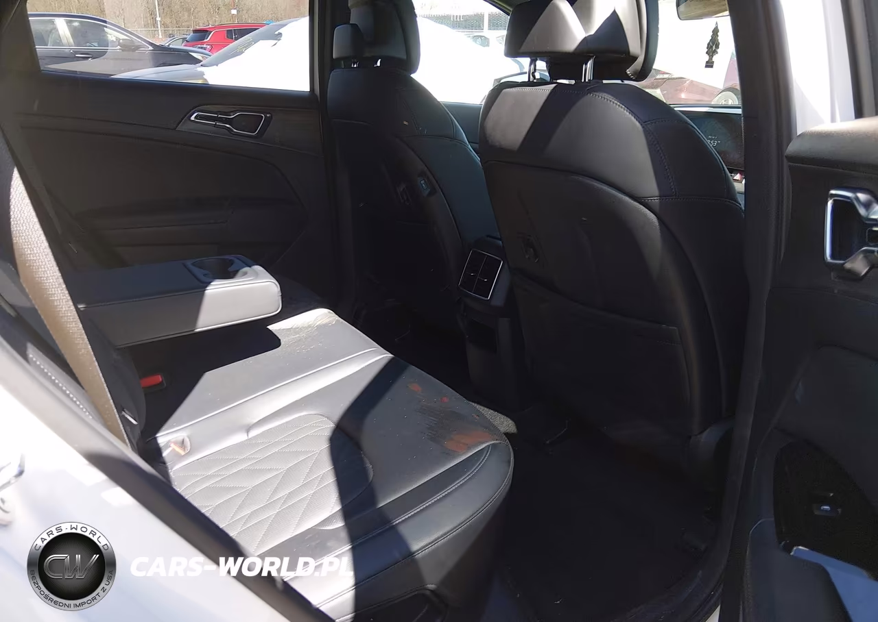 2025 Kia Sportage Plug-In Hybrid X-Line Prestige VIN:KNDPZDDH8S7201117 - 8