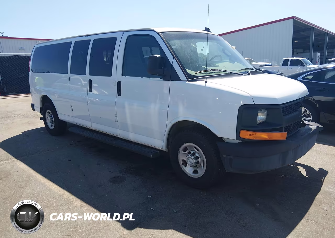 2016 Chevrolet Express 3500 Ls – zdjęcie 1 z 17