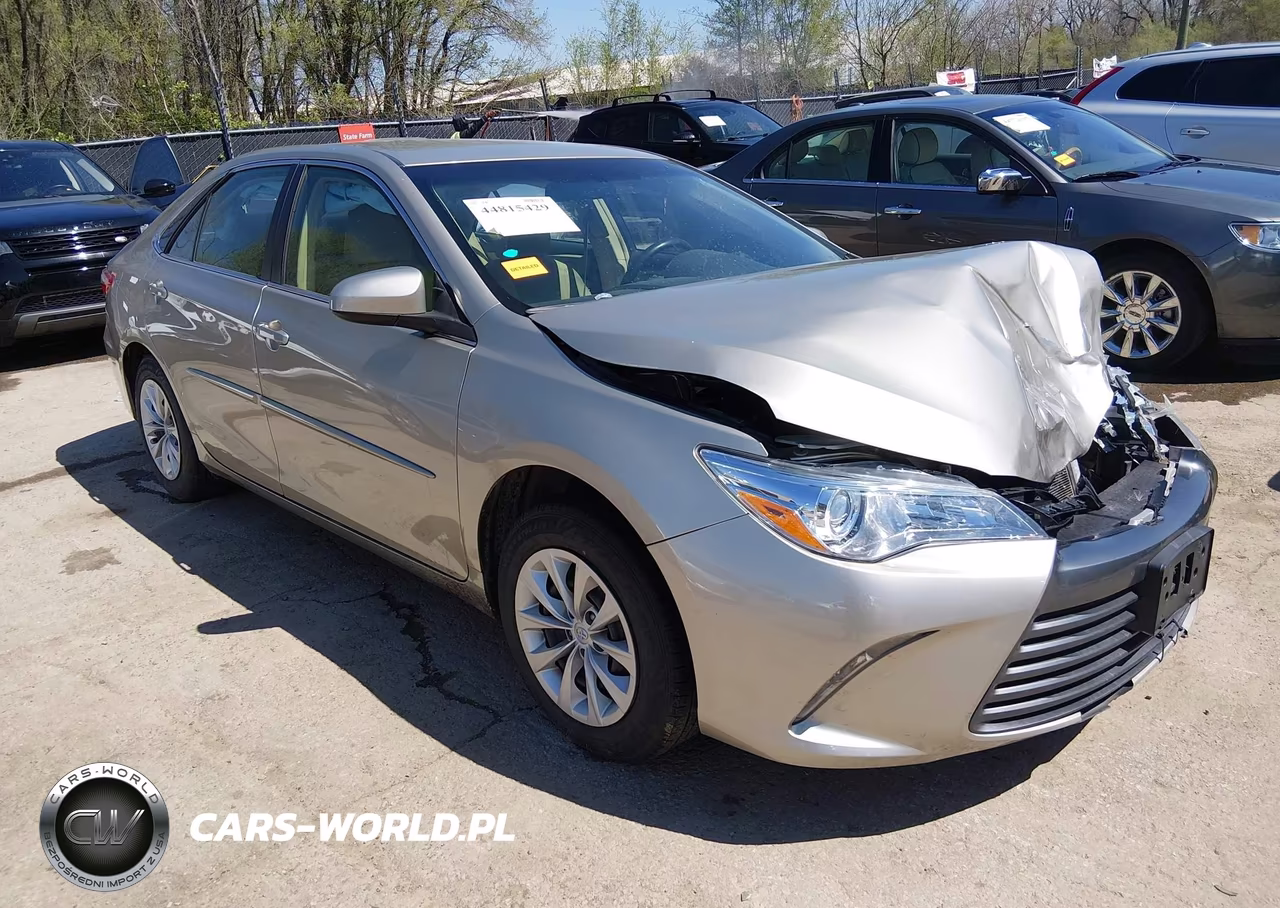 2015 Toyota Camry Le
