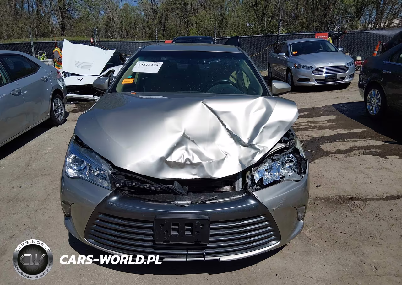 2015 Toyota Camry Le VIN:4T4BF1FK9FR476076 - 12