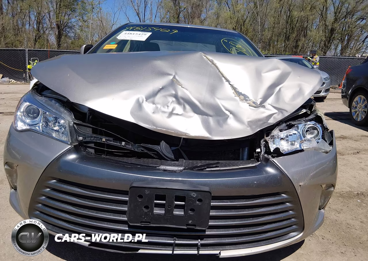 2015 Toyota Camry Le VIN:4T4BF1FK9FR476076 - 6