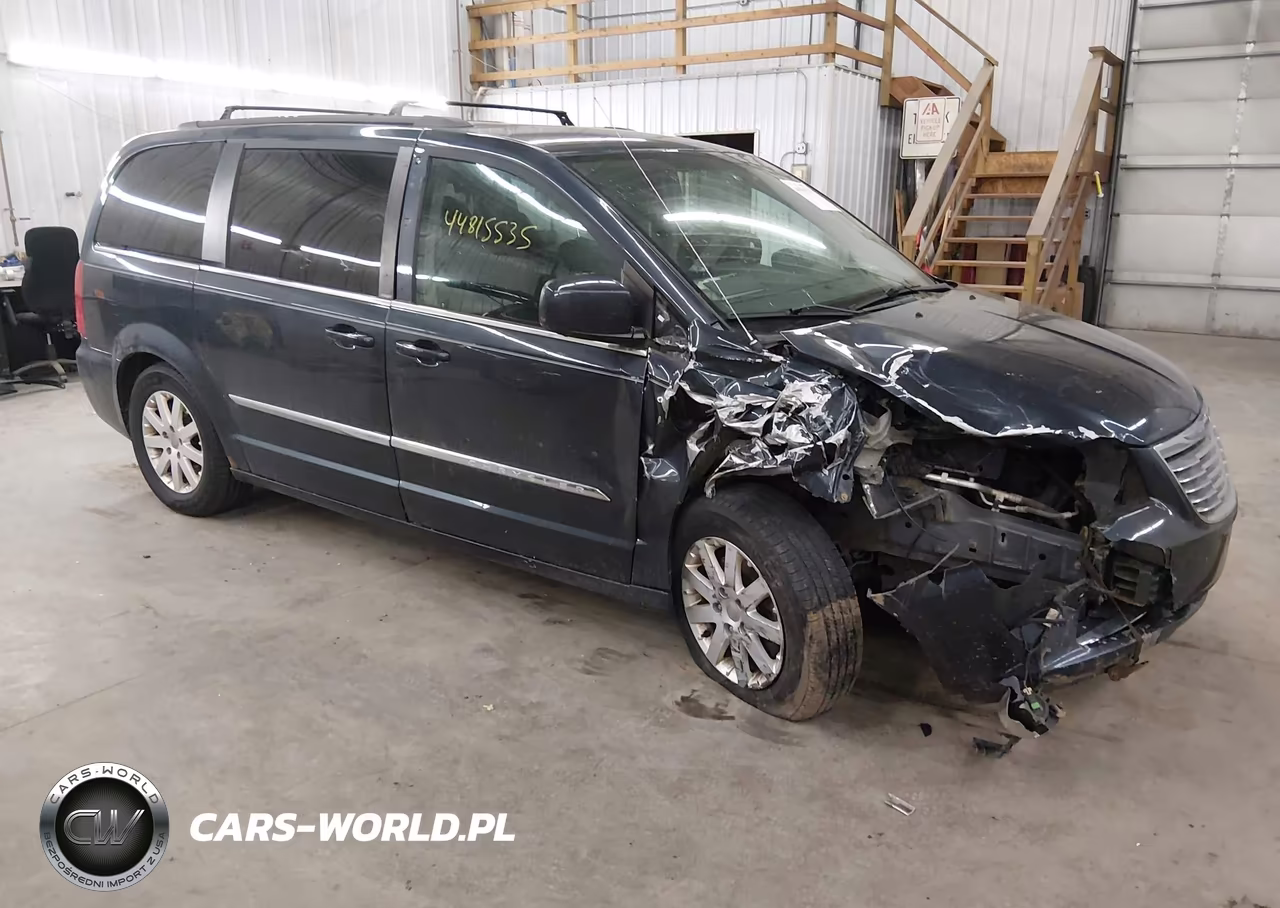 2014 Chrysler Town & Country Touring