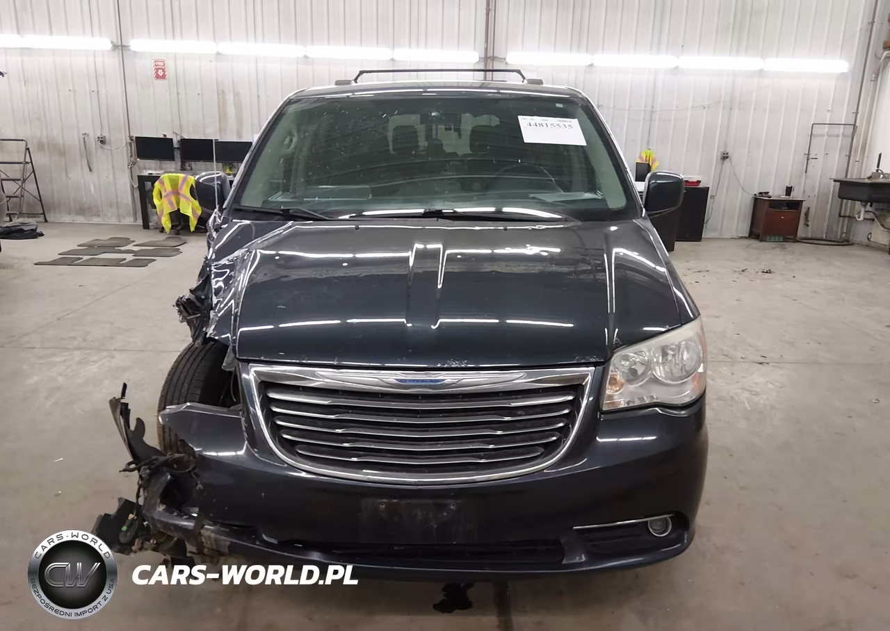 2014 Chrysler Town & Country Touring VIN:2C4RC1BG4ER270912 - 13