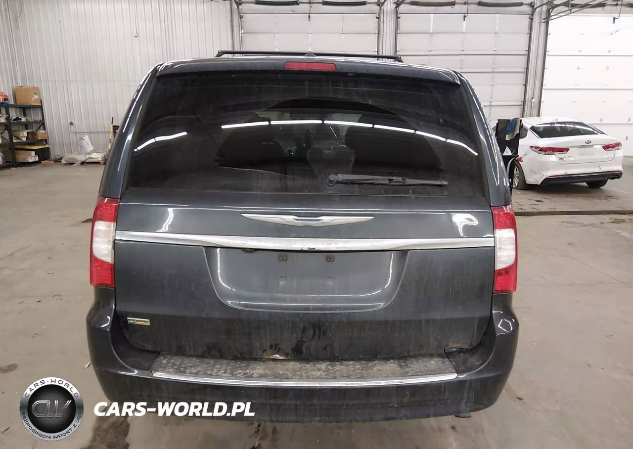 2014 Chrysler Town & Country Touring VIN:2C4RC1BG4ER270912 - 17