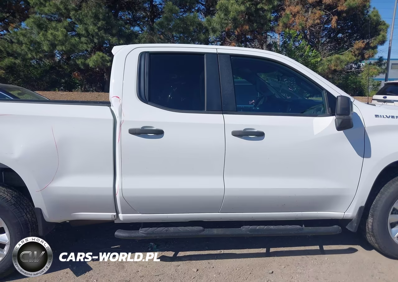 2020 Chevrolet Silverado 1500 4Wd Standard Bed Custom VIN:1GCRYBEH7LZ326940 - 13