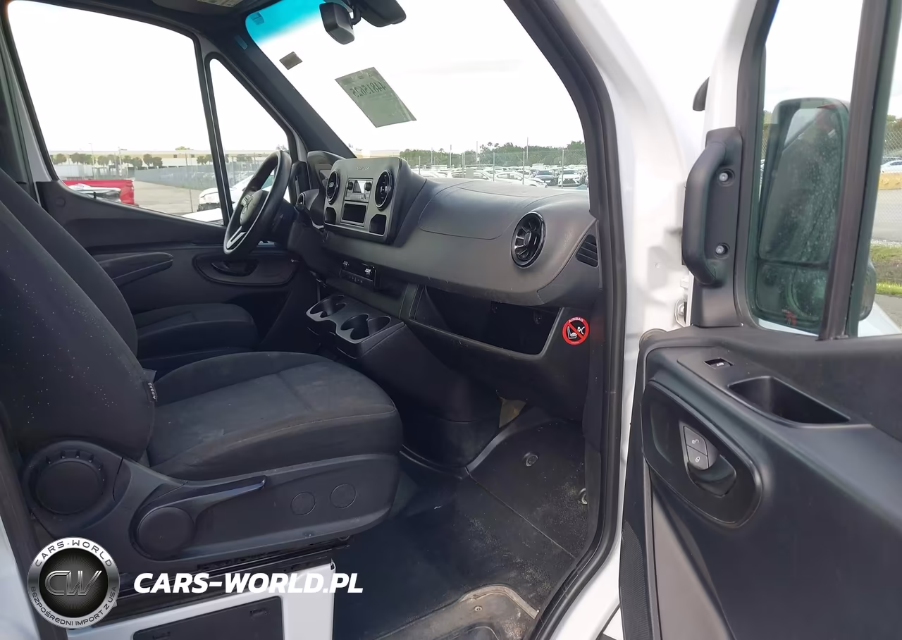 2021 Mercedes-Benz Sprinter 1500 Standard Roof I4 VIN:W1Y70BGY4MT077296 - 5