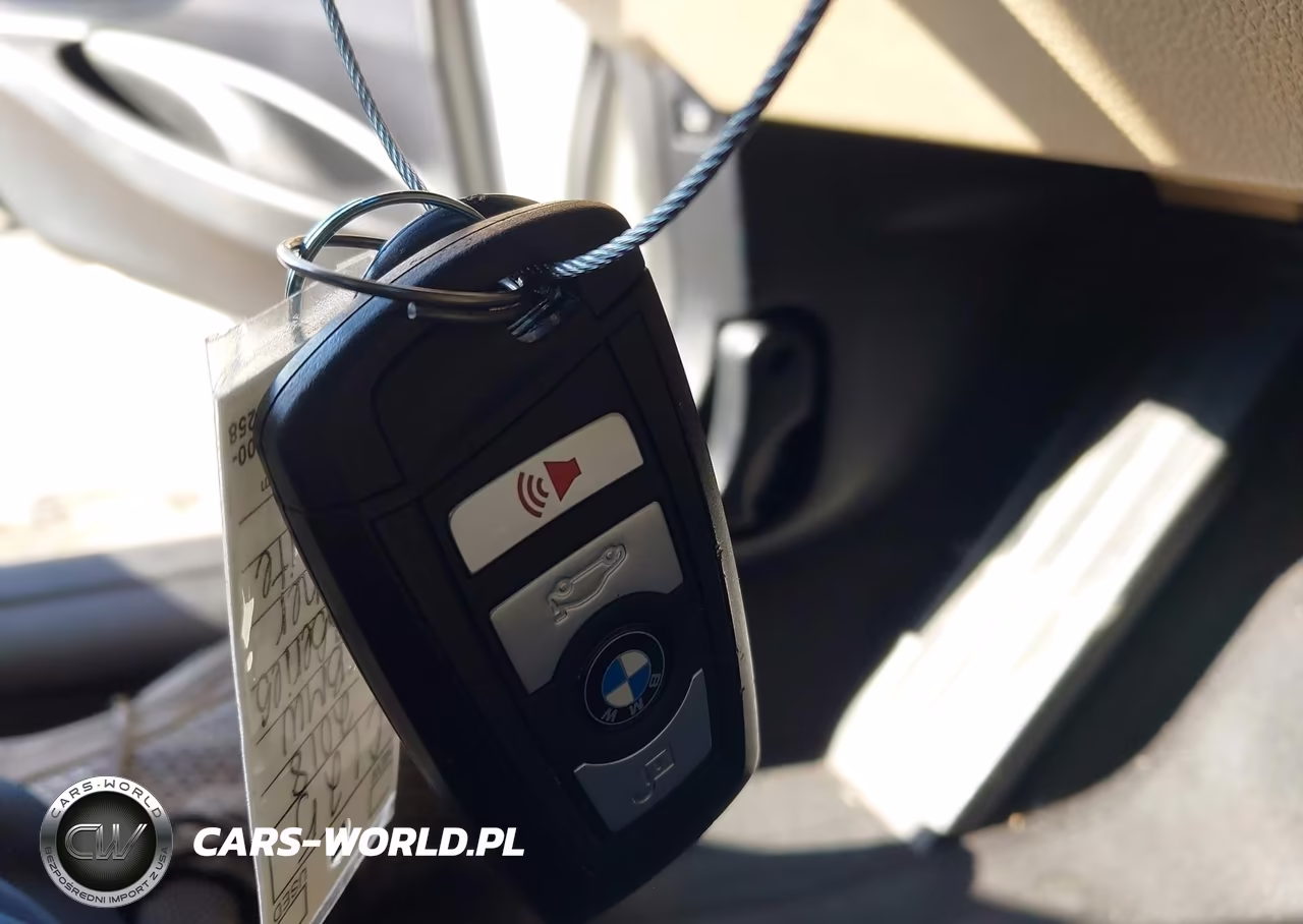 2018 BMW 320I VIN:WBA8A9C50JAD28087 - 11