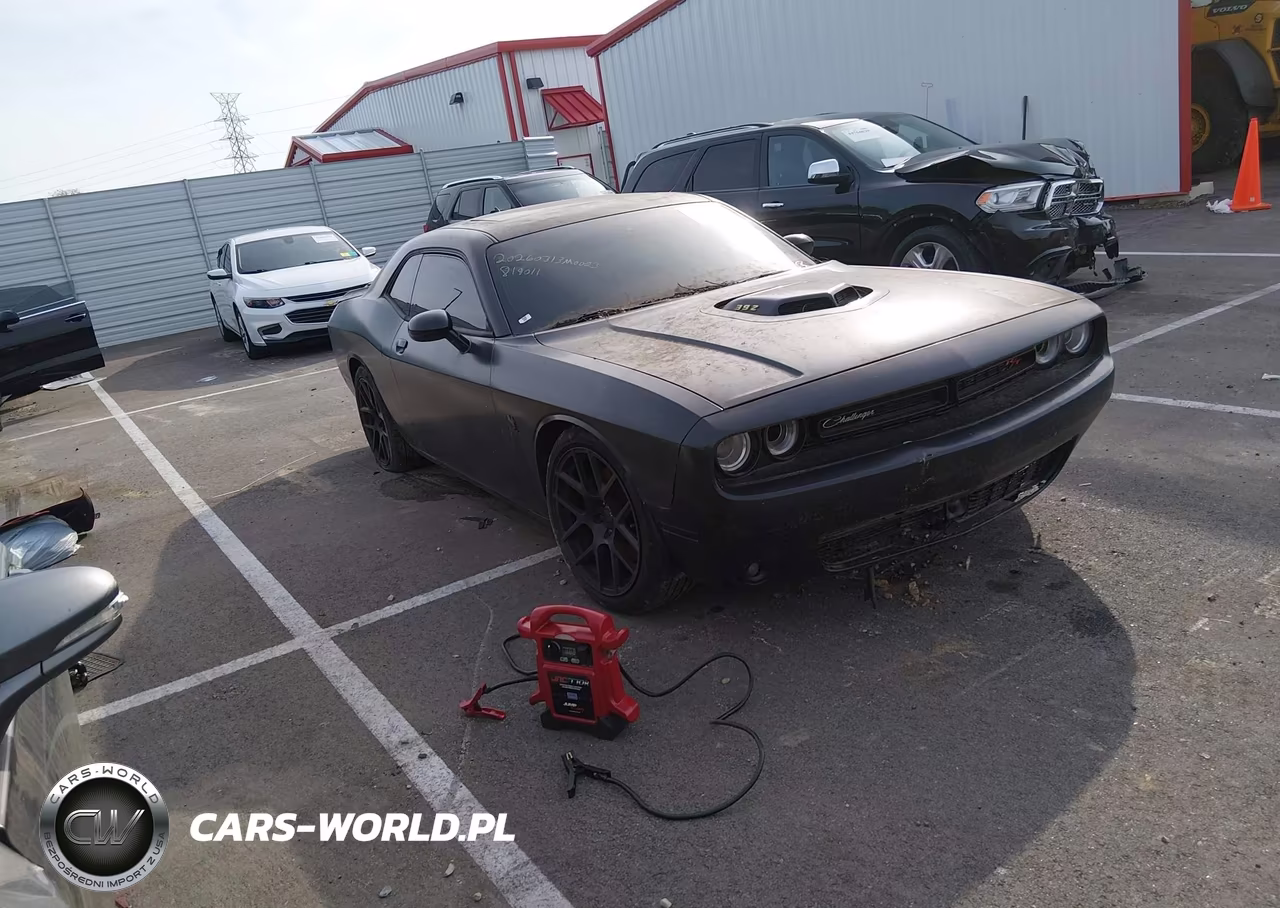 2015 Dodge Challenger R-T Scat Pack Shaker – zdjęcie 1 z 16