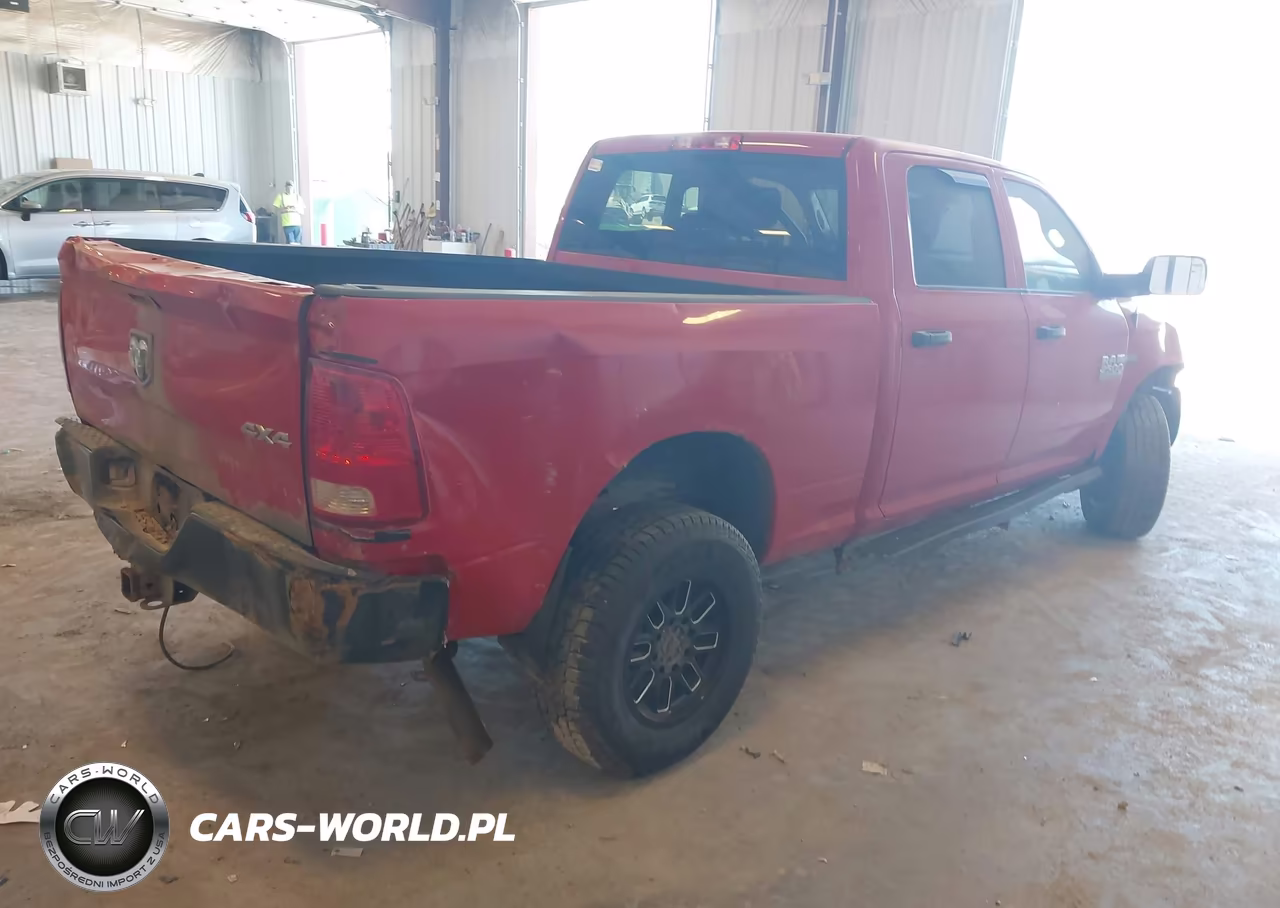 2017 Ram 2500 Tradesman 4X4 6'4 Box VIN:3C6UR5CJ5HG553427 - 4
