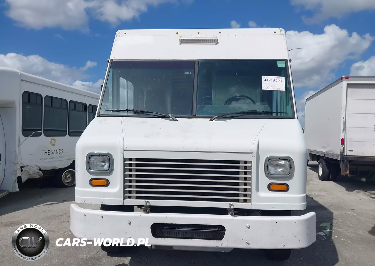 2013 Freightliner Chassis M Line Walk-In Van VIN:4UZAC3DV4DCFF6927 - 11