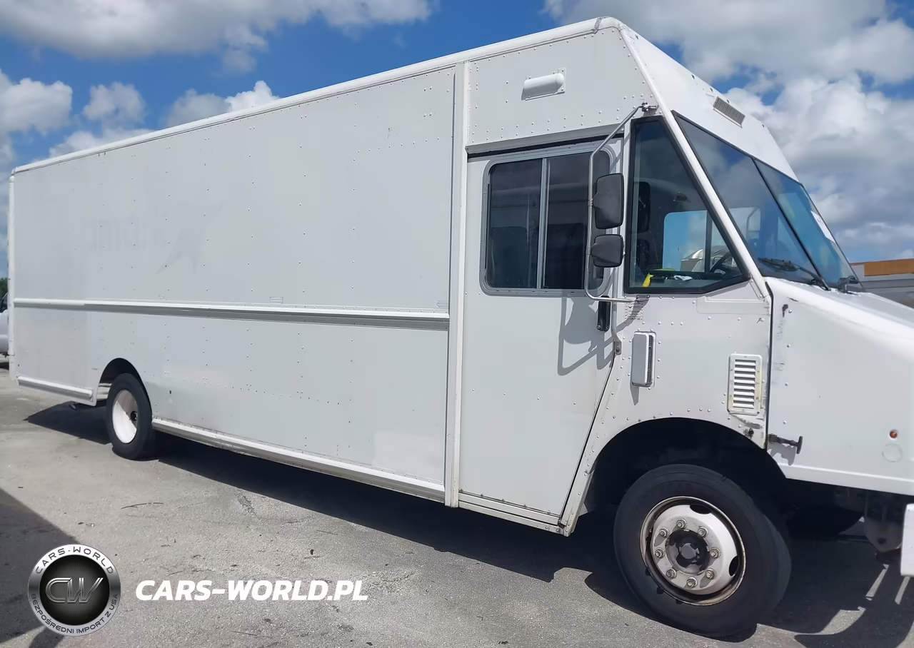 2013 Freightliner Chassis M Line Walk-In Van VIN:4UZAC3DV4DCFF6927 - 13