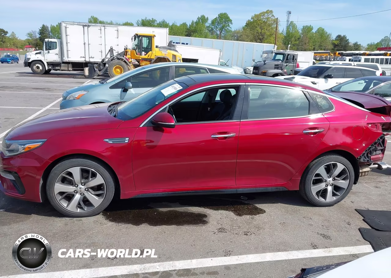 2020 Kia Optima S VIN:5XXGT4L34LG401086 - 15