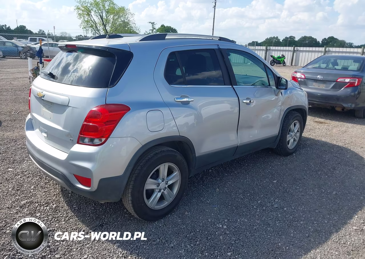 2018 Chevrolet Trax Lt VIN:3GNCJLSB3JL174439 - 4
