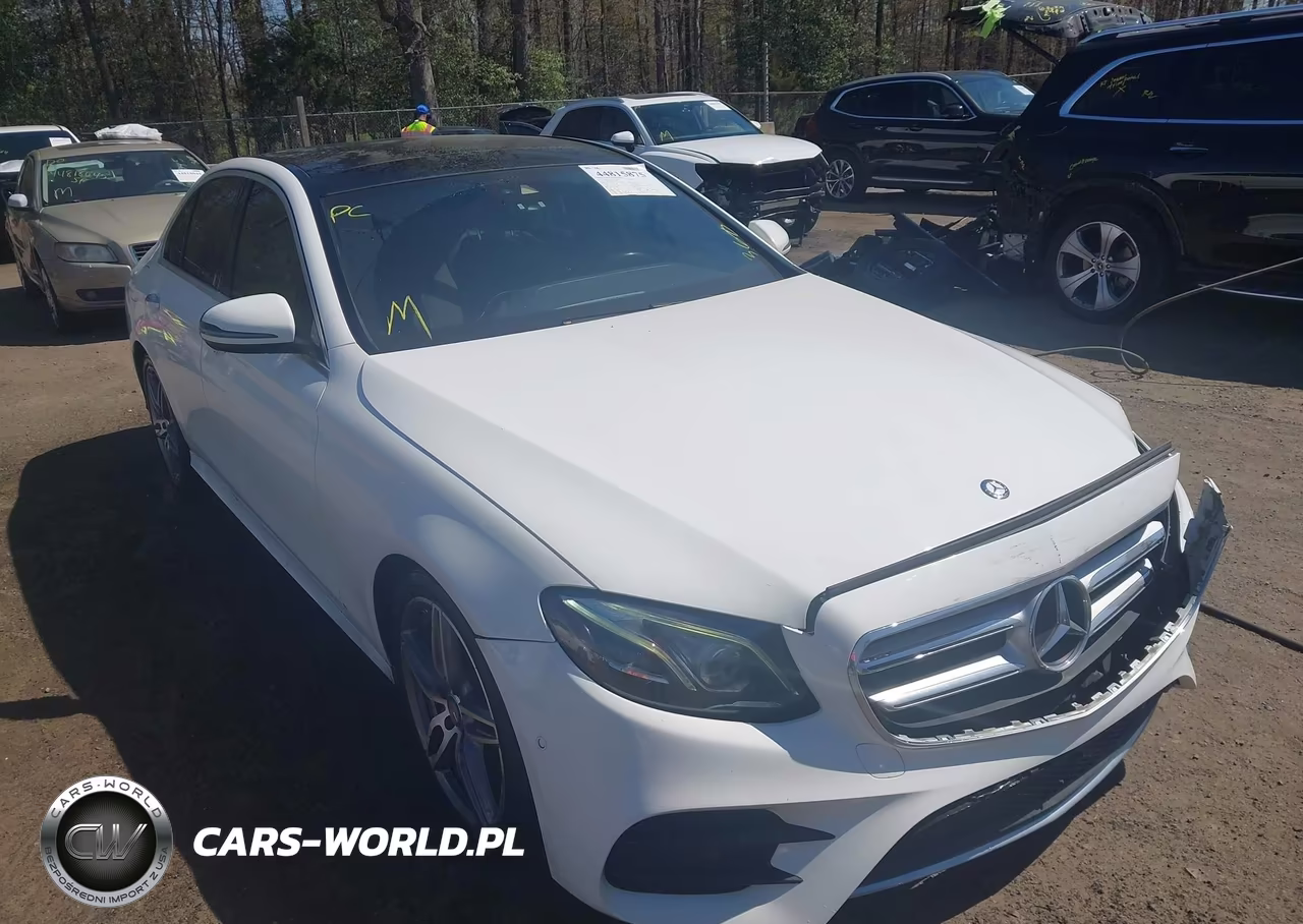 2017 Mercedes-Benz E 300 – zdjęcie 1 z 16