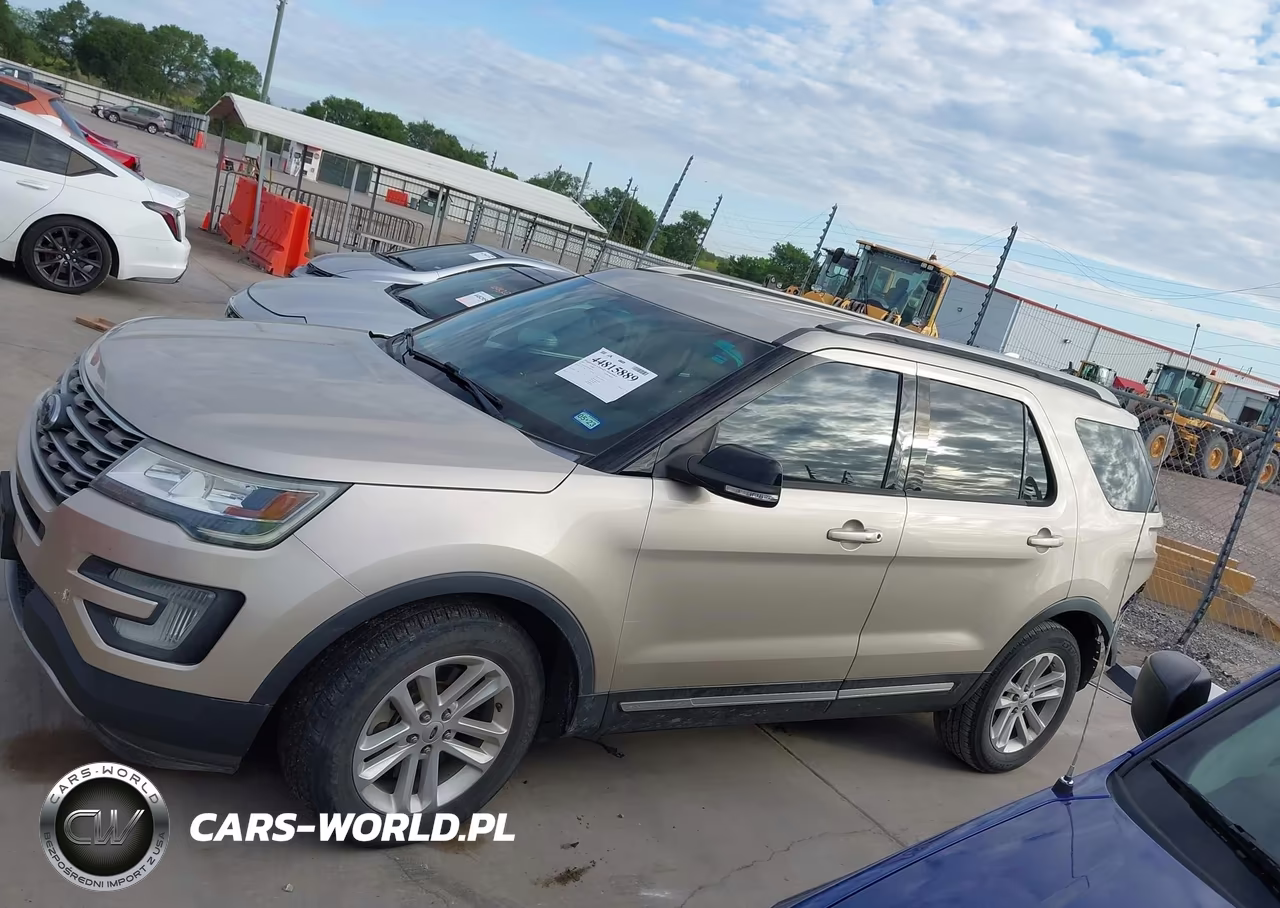 2017 Ford Explorer Xlt VIN:1FM5K7D84HGB21069 - 15