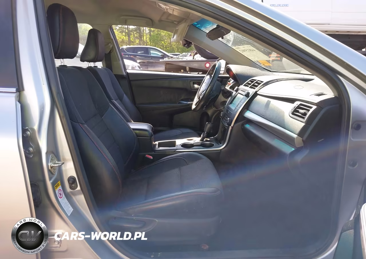 2017 Toyota Camry Se VIN:4T1BF1FK3HU329233 - 5