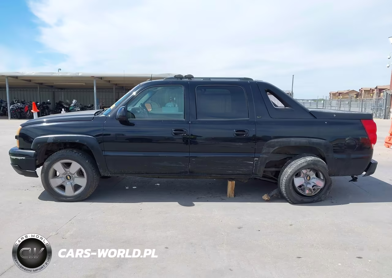 2005 Chevrolet Avalanche 1500 Z66 VIN:3GNEC12Z75G270979 - 15
