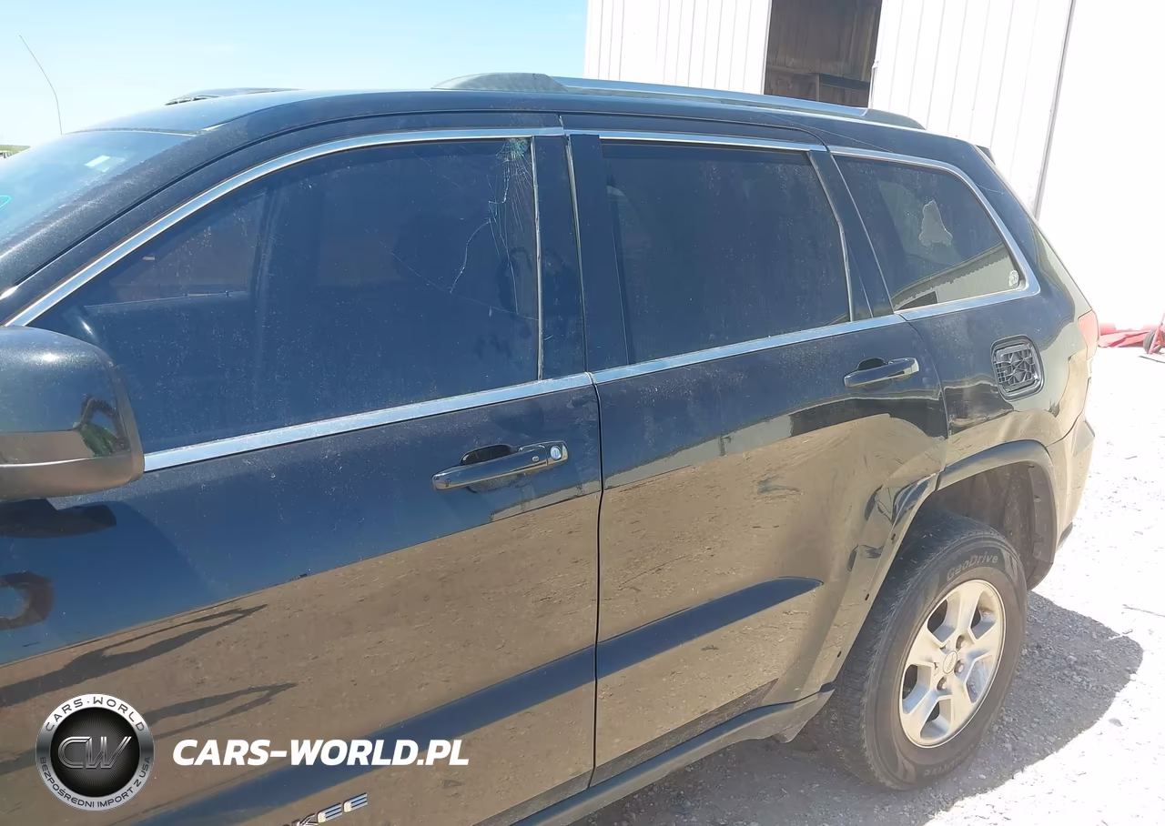 2014 Jeep Grand Cherokee Laredo VIN:1C4RJFAG9EC440047 - 17