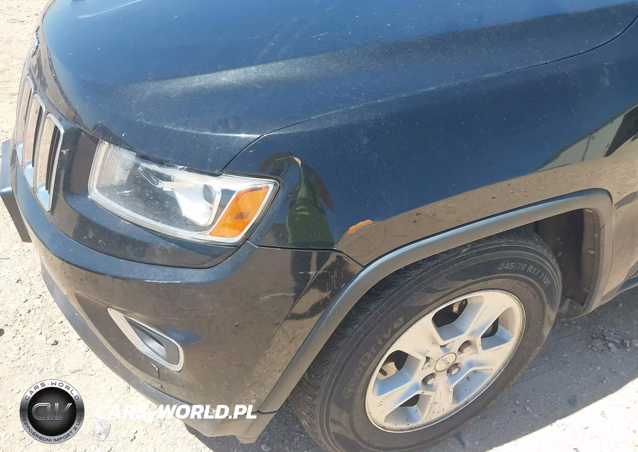 2014 Jeep Grand Cherokee Laredo VIN:1C4RJFAG9EC440047 - 18