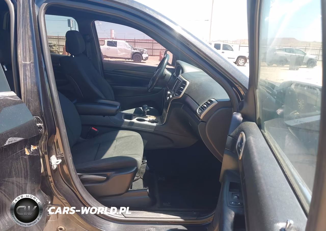 2014 Jeep Grand Cherokee Laredo VIN:1C4RJFAG9EC440047 - 5
