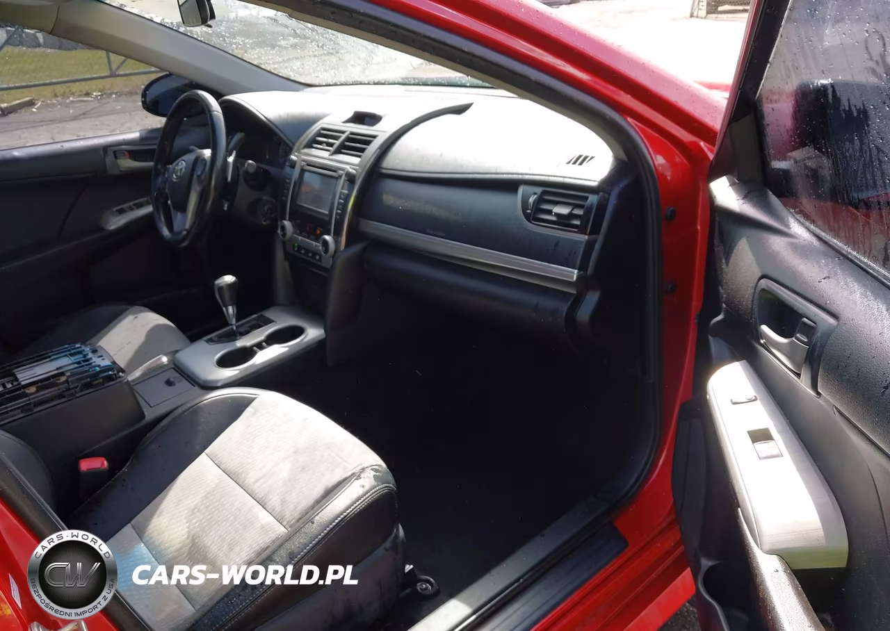 2014 Toyota Camry Se VIN:4T1BF1FK4EU761261 - 5