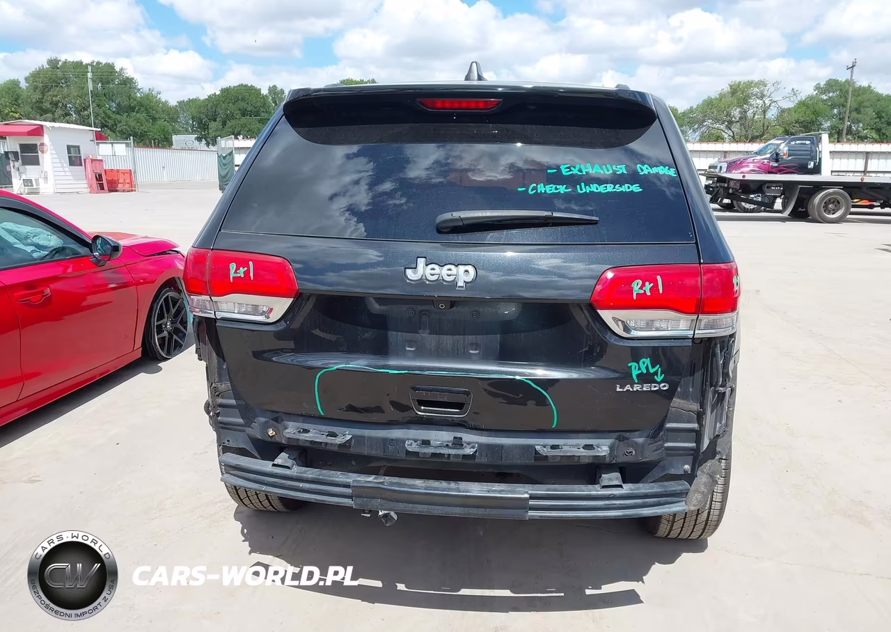 2015 Jeep Grand Cherokee Laredo VIN:1C4RJEAG5FC735058 - 17
