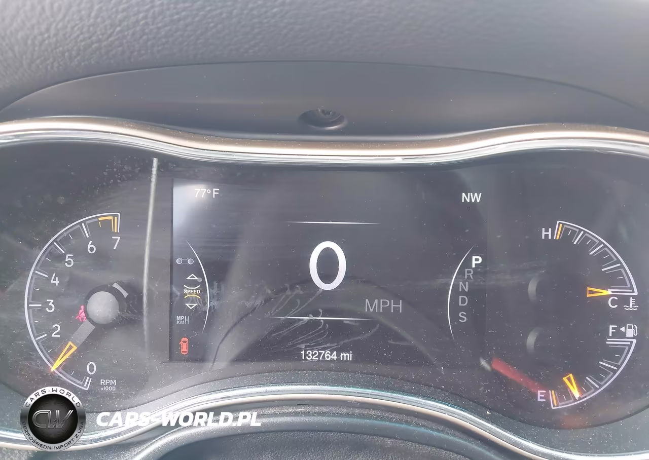 2015 Jeep Grand Cherokee Laredo VIN:1C4RJEAG5FC735058 - 7