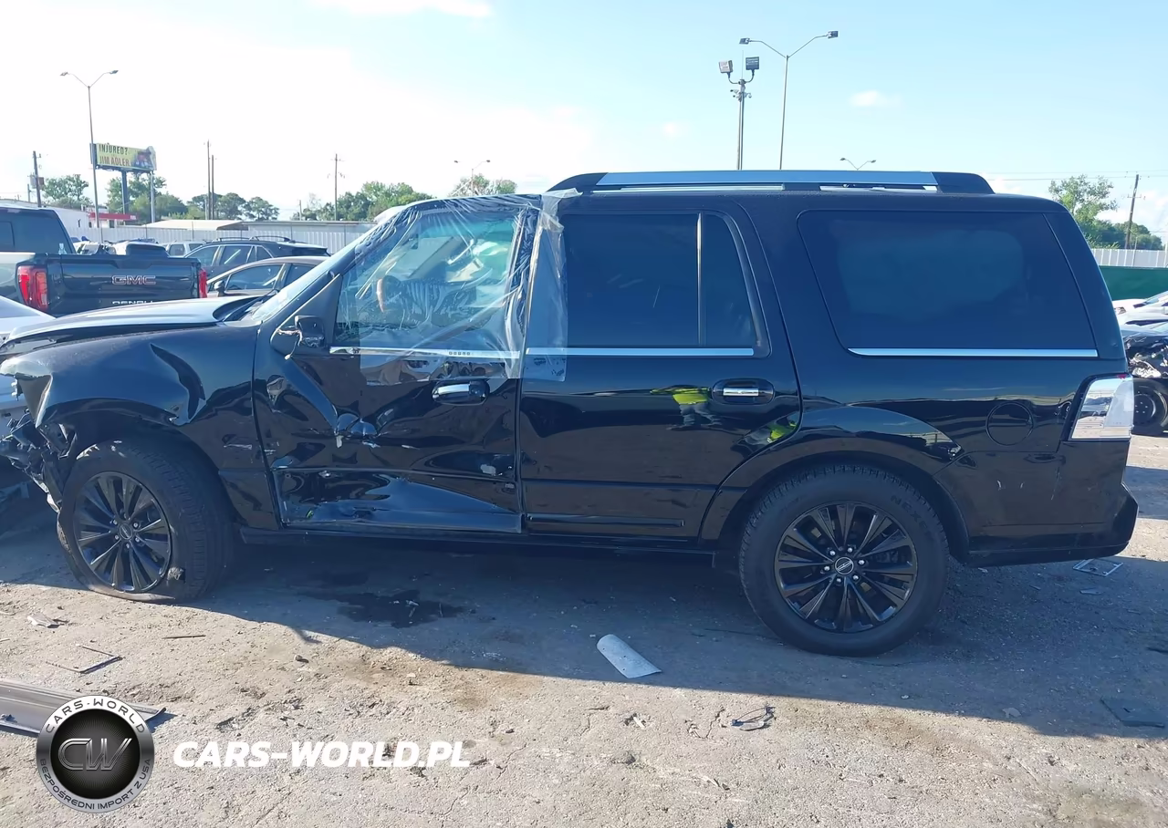 2017 Lincoln Navigator Select VIN:5LMJJ2JT4HEL00640 - 15