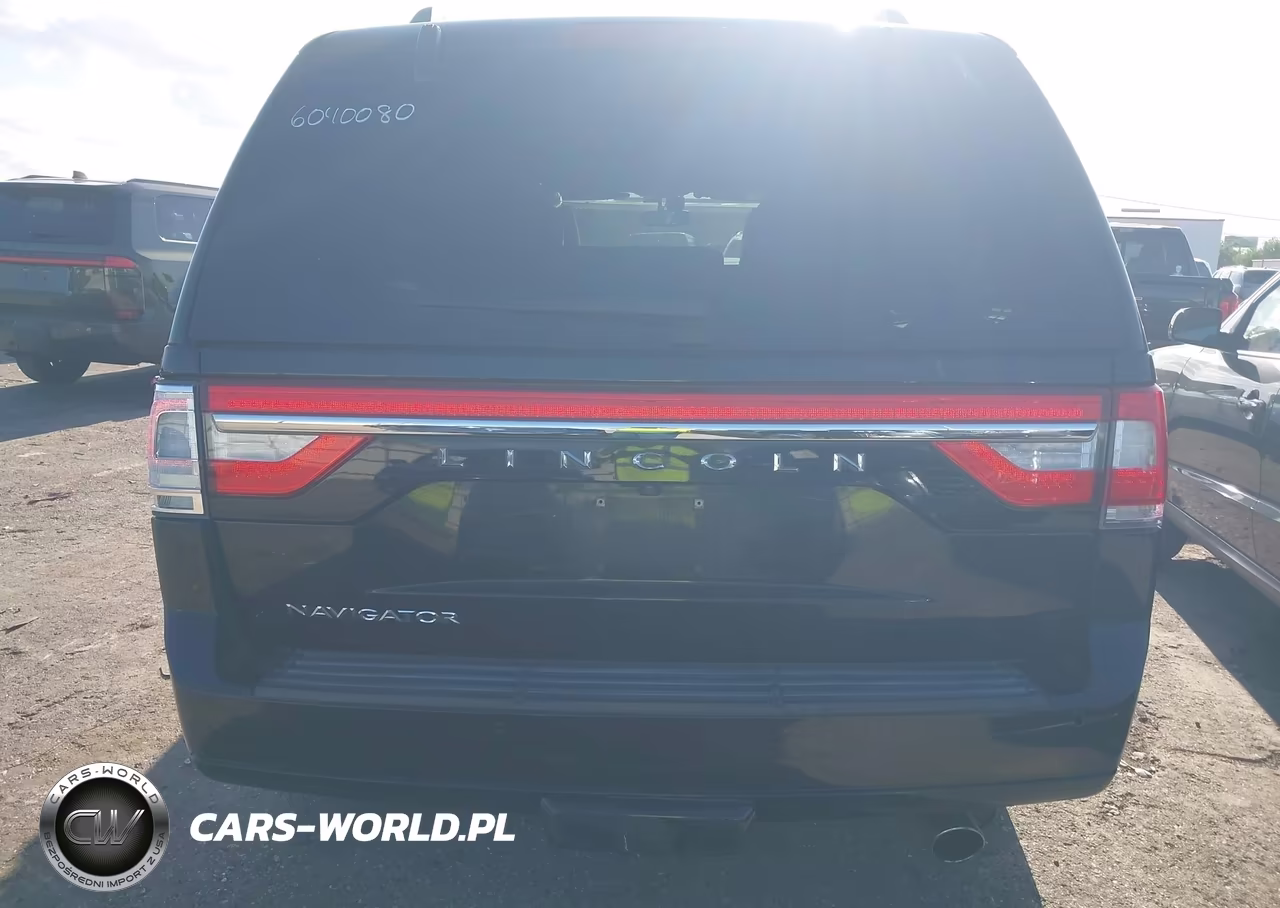 2017 Lincoln Navigator Select VIN:5LMJJ2JT4HEL00640 - 17