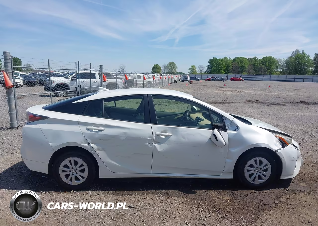 2017 Toyota Prius Two VIN:JTDKBRFU7H3031659 - 13