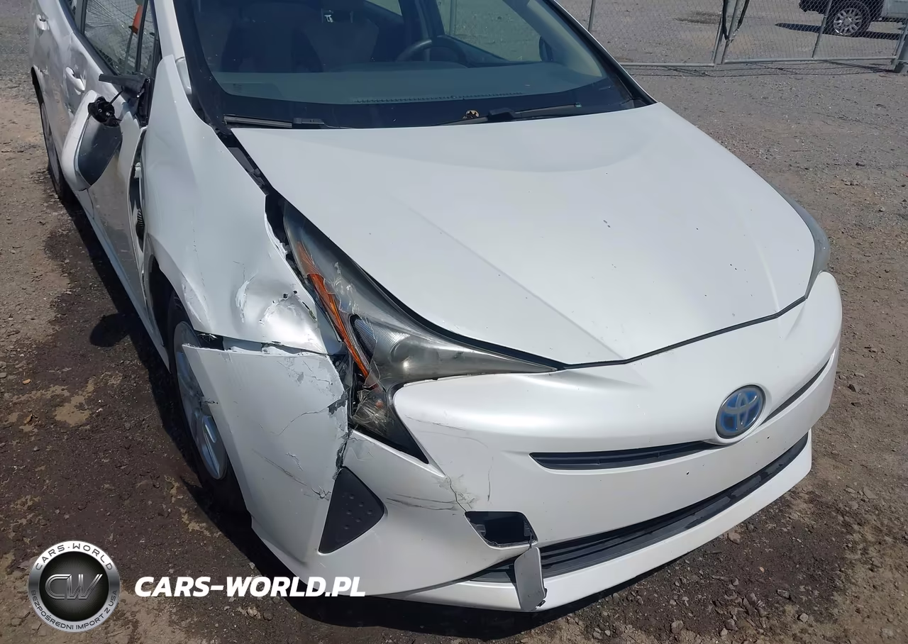 2017 Toyota Prius Two VIN:JTDKBRFU7H3031659 - 6