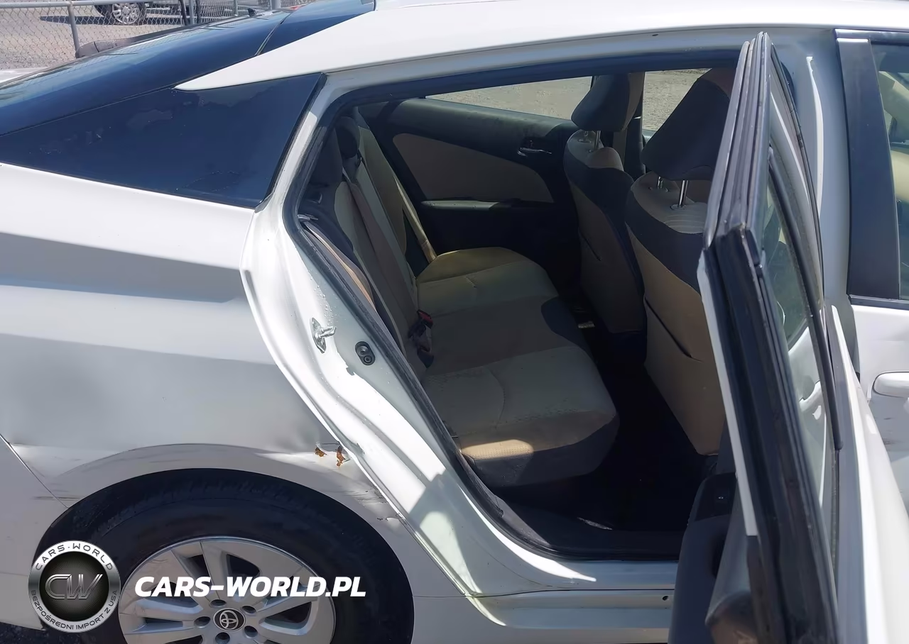2017 Toyota Prius Two VIN:JTDKBRFU7H3031659 - 8