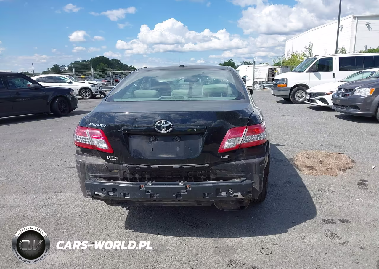 2010 Toyota Camry Le VIN:4T1BF3EK2AU101923 - 17