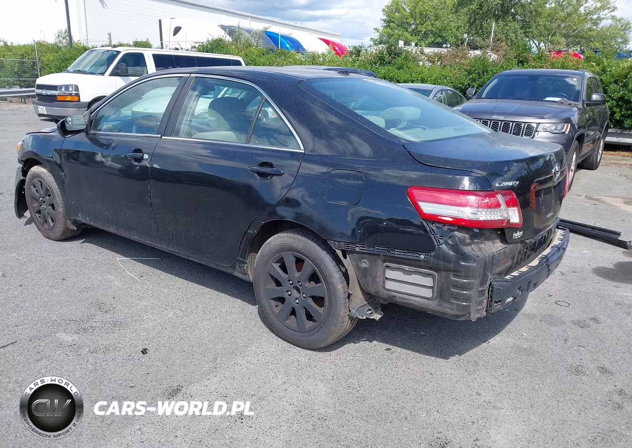 2010 Toyota Camry Le VIN:4T1BF3EK2AU101923 - 3