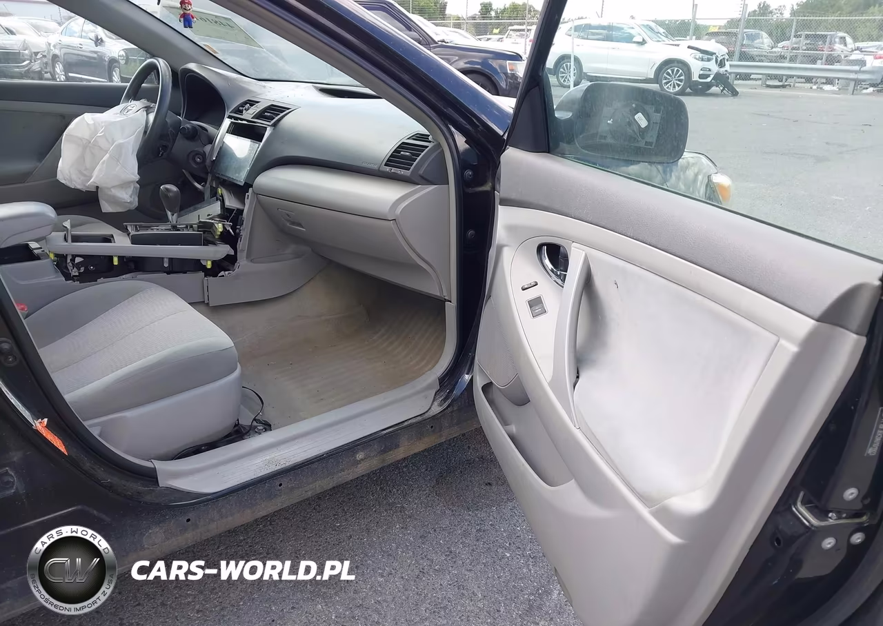 2010 Toyota Camry Le VIN:4T1BF3EK2AU101923 - 5