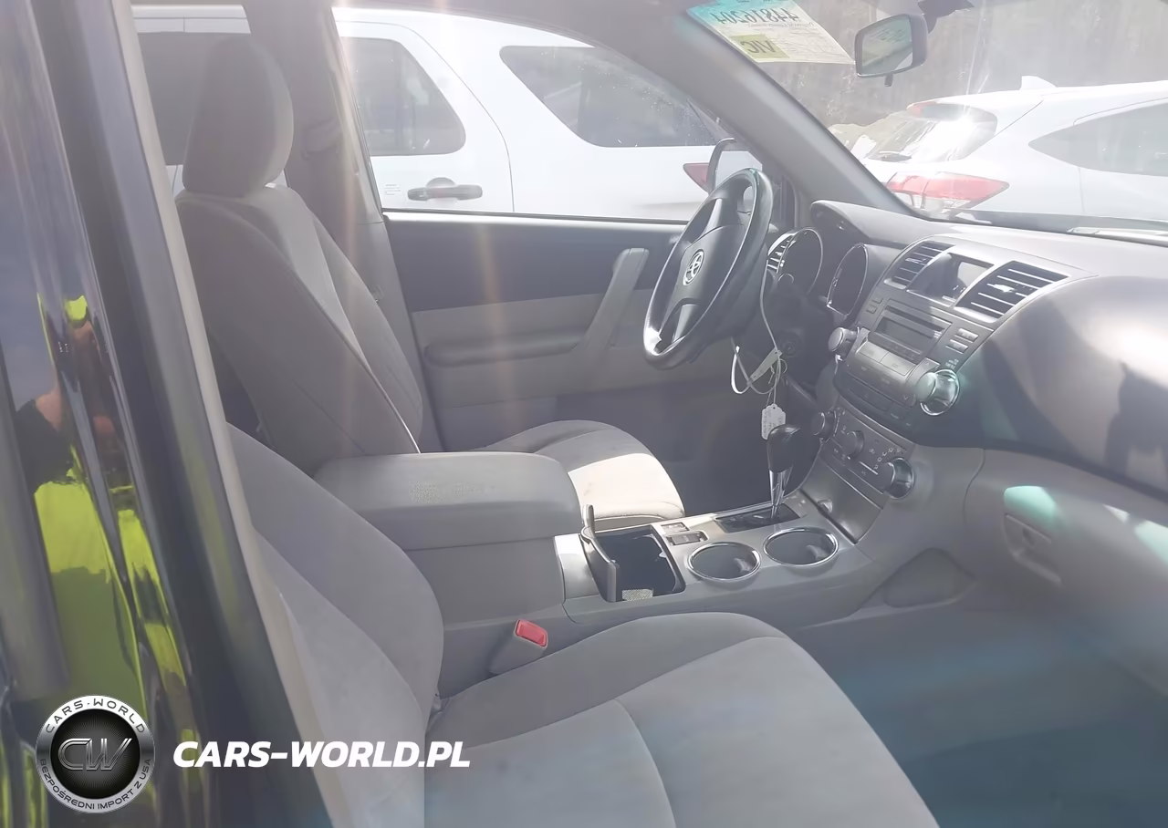2011 Toyota Highlander Base V6 VIN:5TDBK3EH1BS046097 - 5