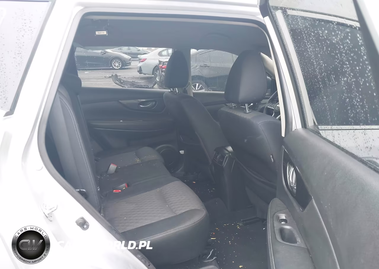 2018 Nissan Rogue S VIN:JN8AT2MV2JW315608 - 8