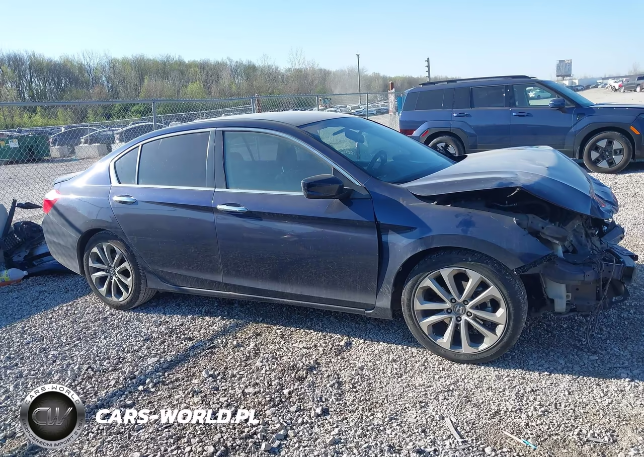 2015 Honda Accord Sport VIN:1HGCR2F5XFA203662 - 14