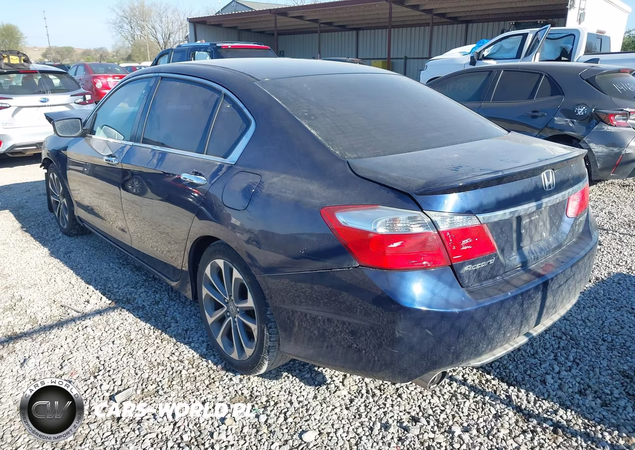 2015 Honda Accord Sport VIN:1HGCR2F5XFA203662 - 3