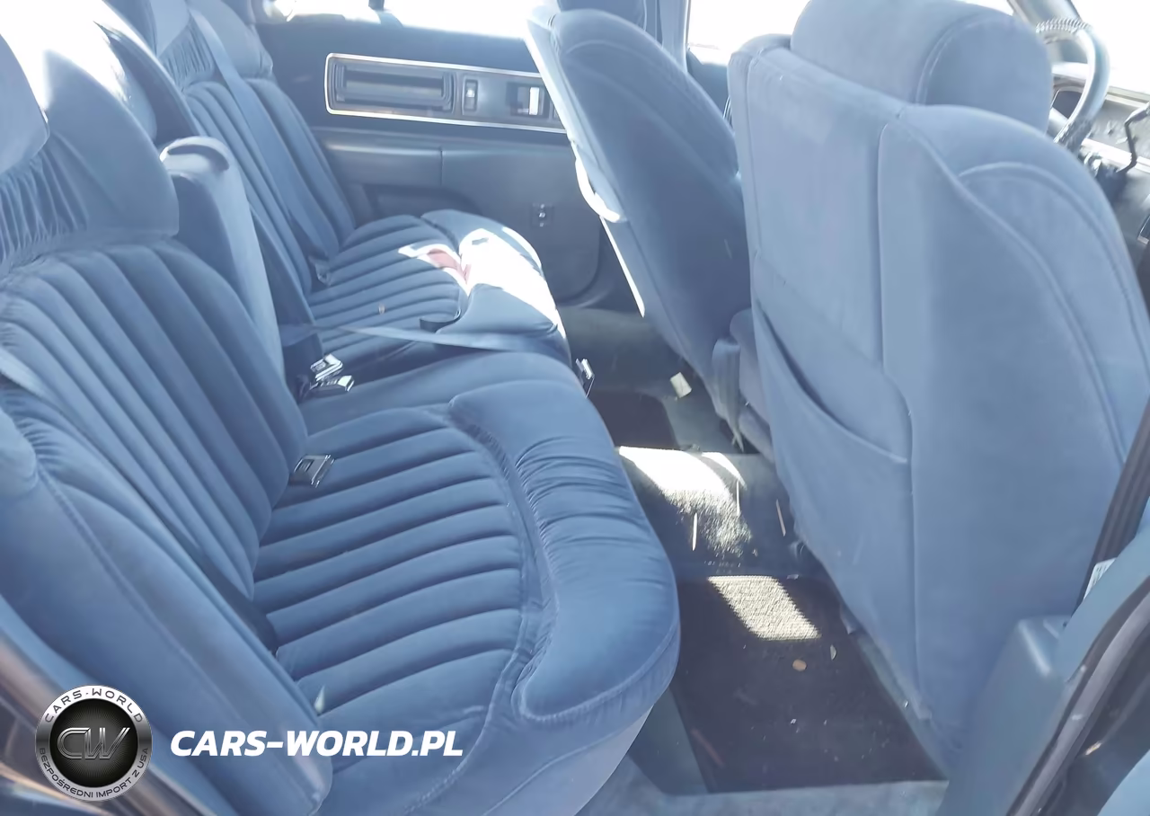 1992 Buick Roadmaster VIN:1G4BN5378NR452194 - 8