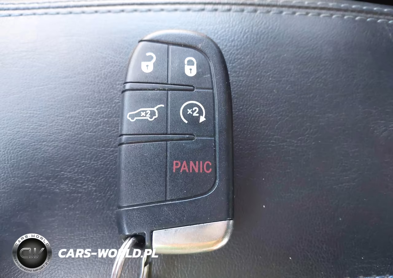 2022 Jeep Compass Latitude 4X4 VIN:3C4NJDBB9NT207974 - 11