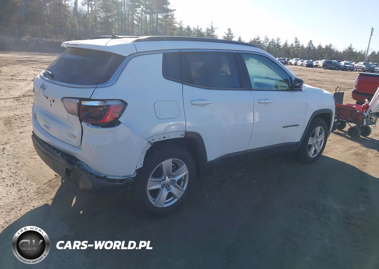 2022 Jeep Compass Latitude 4X4 VIN:3C4NJDBB9NT207974 - 4